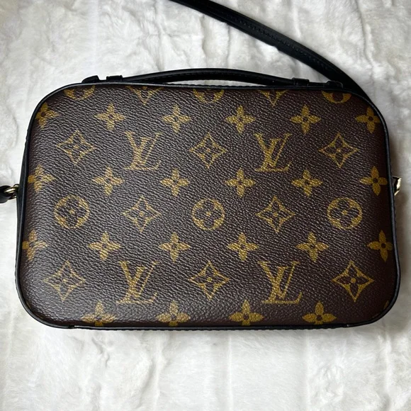 LOUIS VUITTON
Black Monogram Canvas Saintonge - Picture 6 of 16